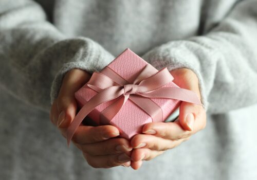 Die Kunst des Schenkens: Warum kleine Gesten Großes bewirken